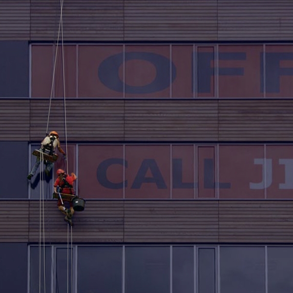 PERFORATED STICKER // <br /> HEIGHT INSTALLATION 